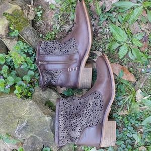 Cool Way 40 ankle boots cottagecore western zipper 9 9 1/5 9.5